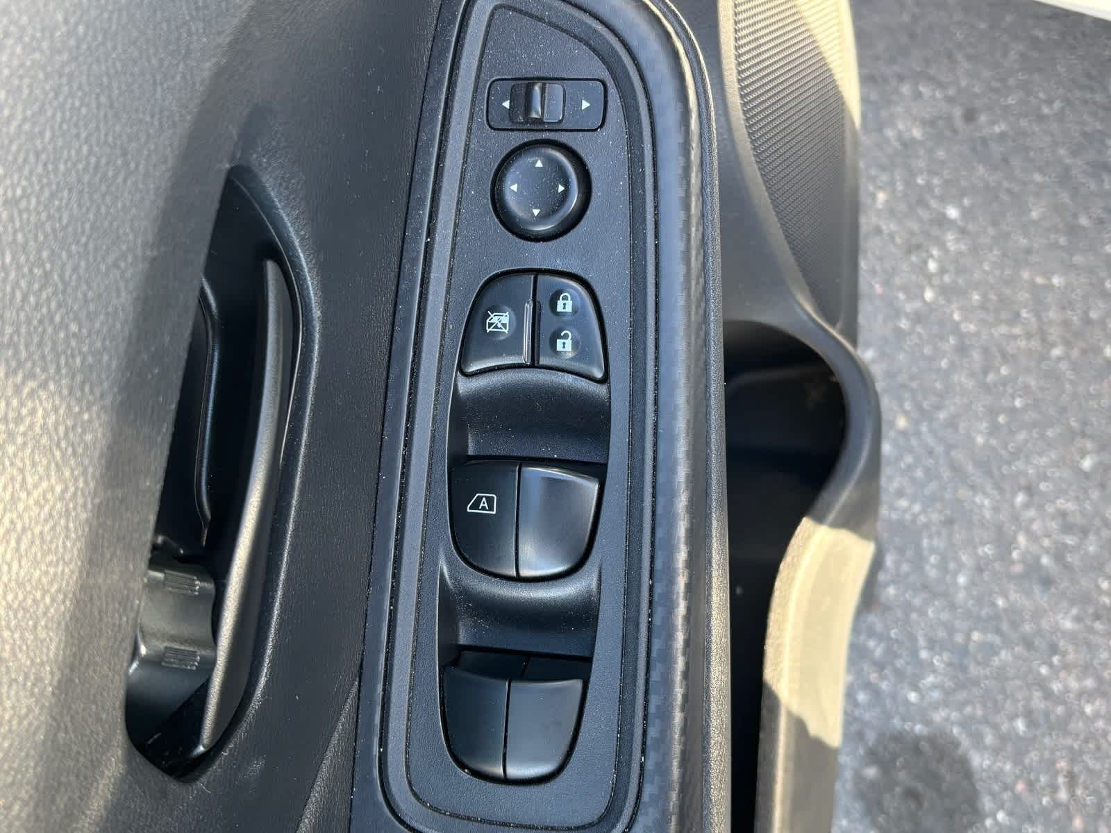 Thumbnail: 2020 Nissan Versa - 14