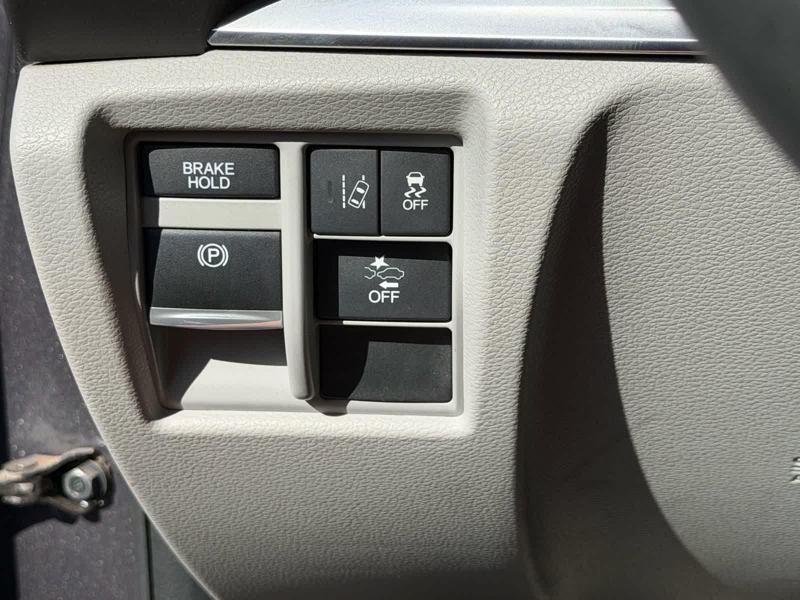 Thumbnail: 2017 Acura MDX - 12