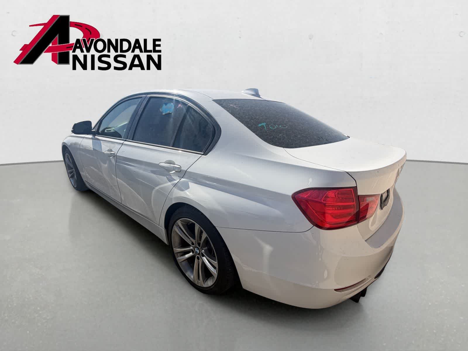 Thumbnail: 2012 BMW 3 Series - 3