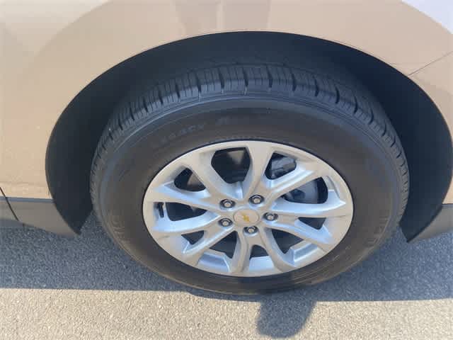 Thumbnail: 2019 Chevrolet Equinox - 10