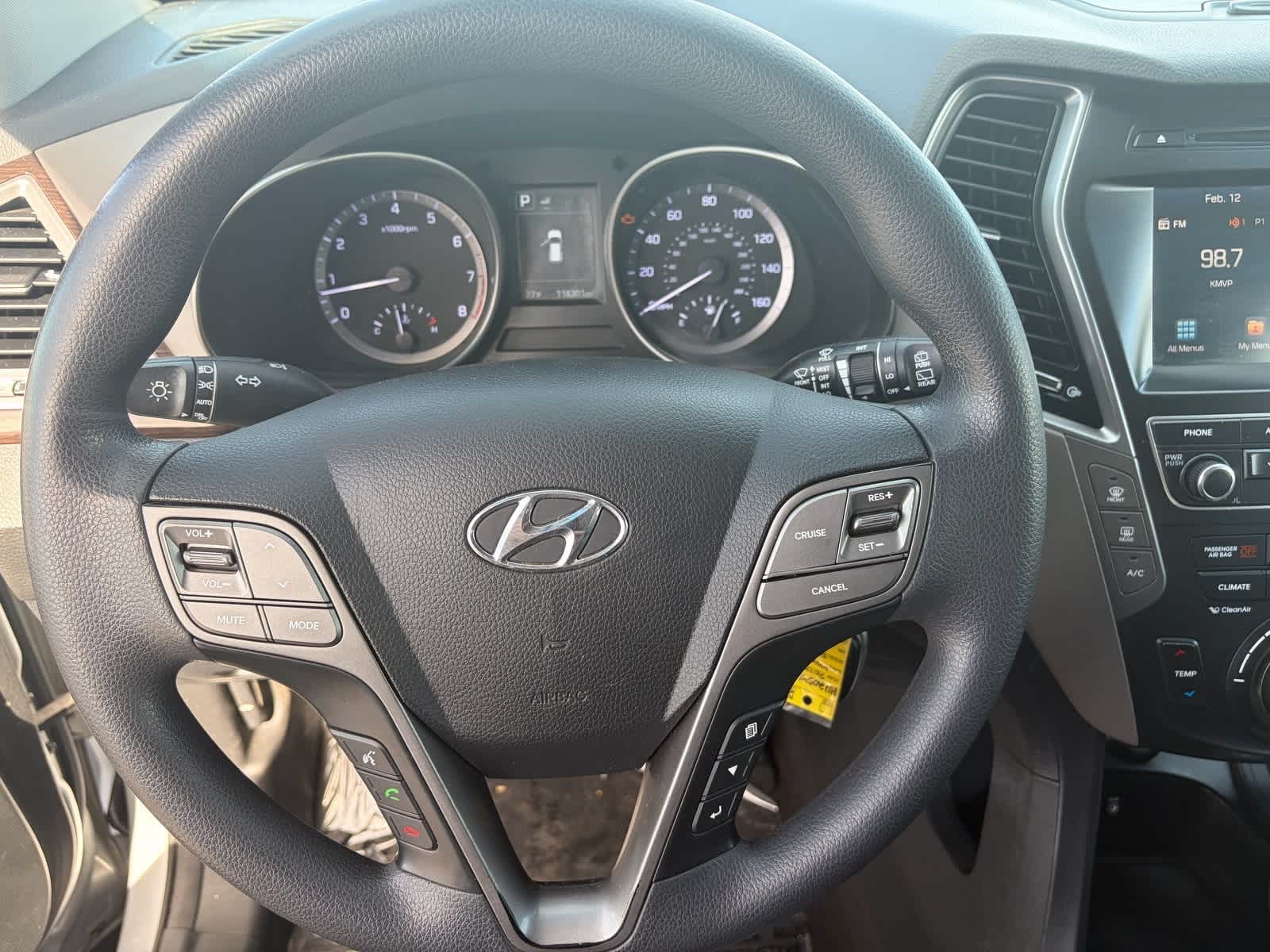 Thumbnail: 2017 Hyundai Santa Fe - 18