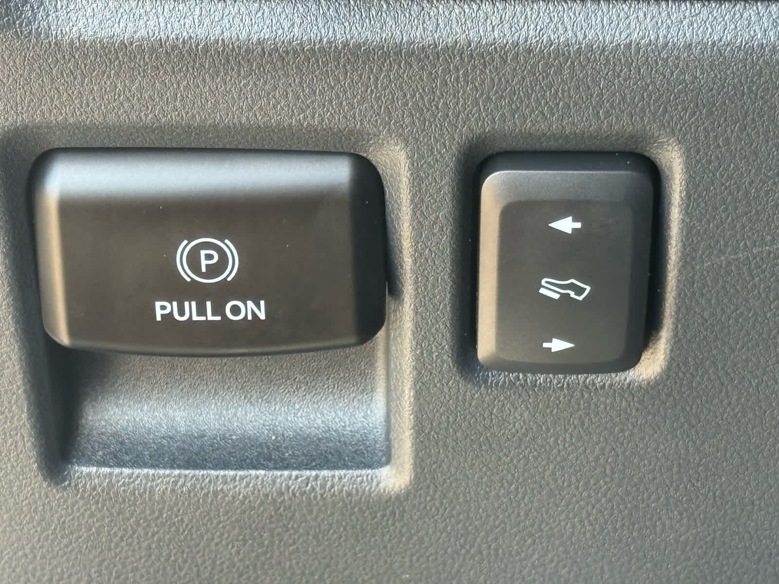 Thumbnail: 2023 Ford Expedition MAX - 22