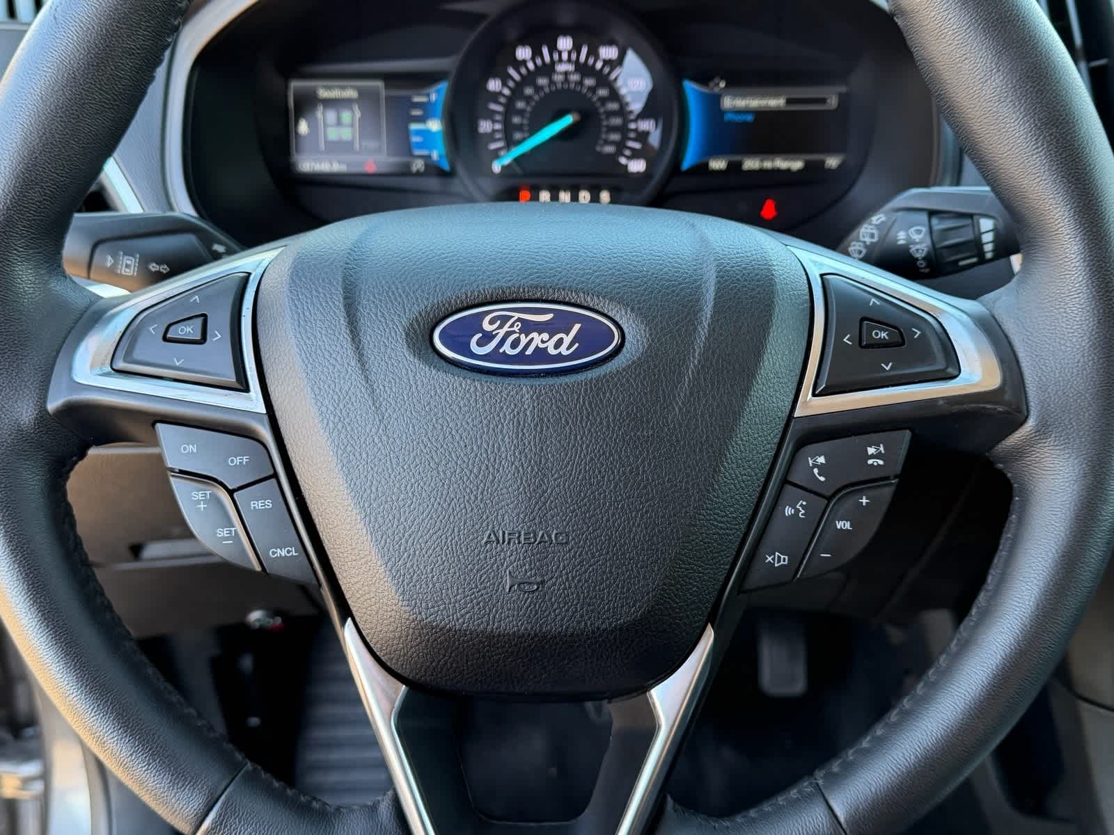 Thumbnail: 2022 Ford Edge - 27