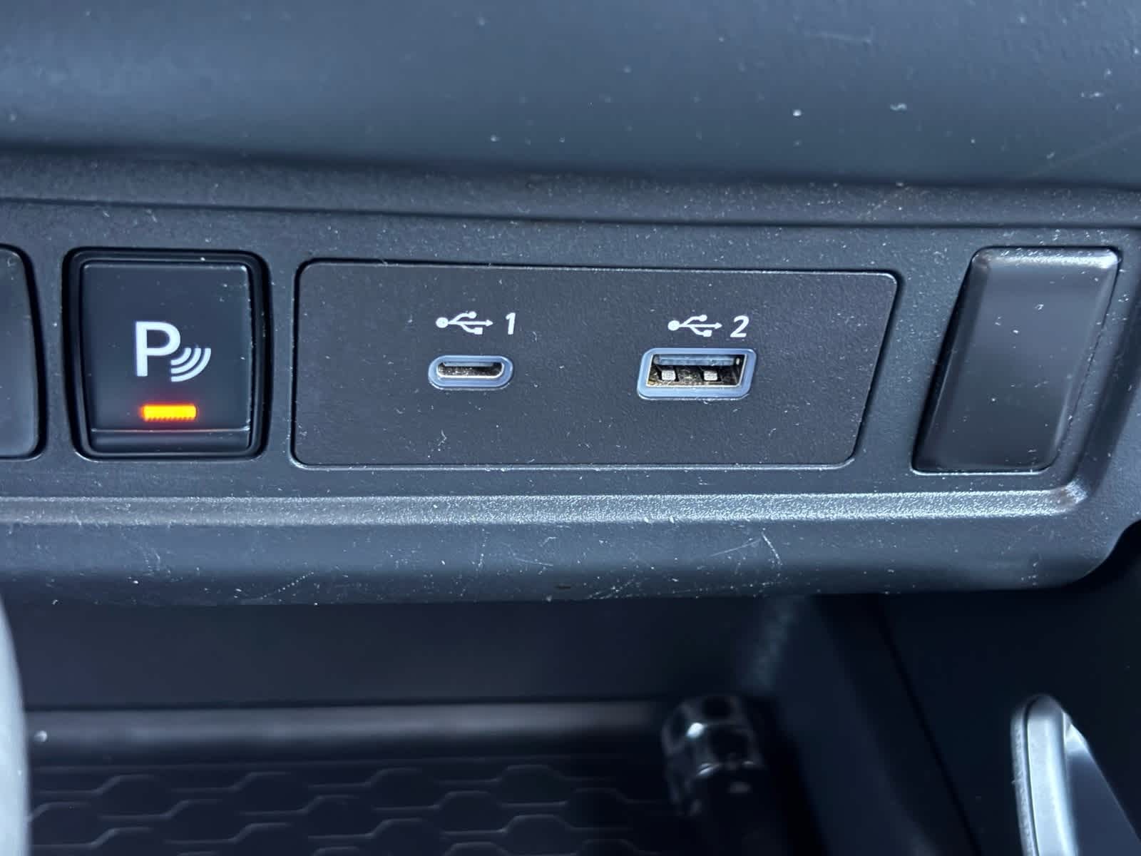 Thumbnail: 2022 Nissan Frontier - 27