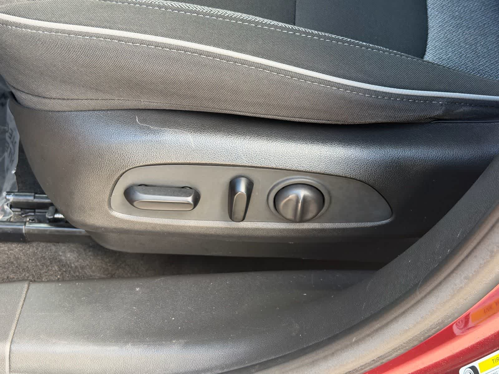 Thumbnail: 2023 Chevrolet TrailBlazer - 15