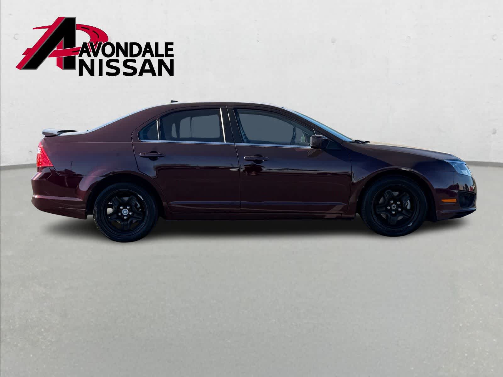 Thumbnail: 2011 Ford Fusion - 8