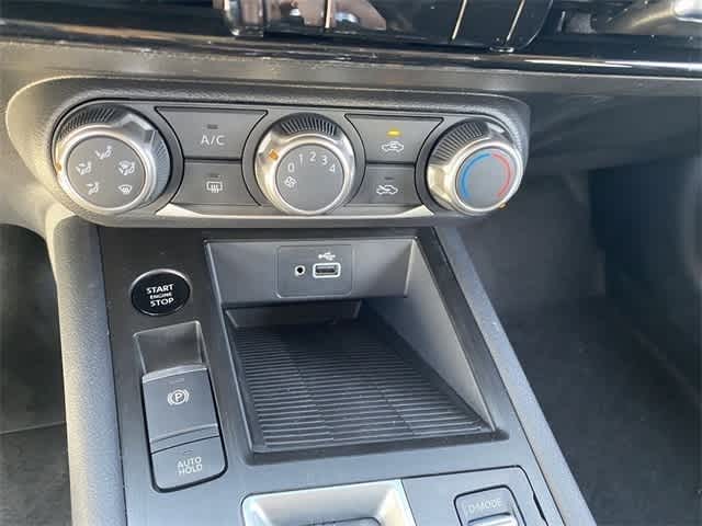 Thumbnail: 2025 Nissan Kicks - 23