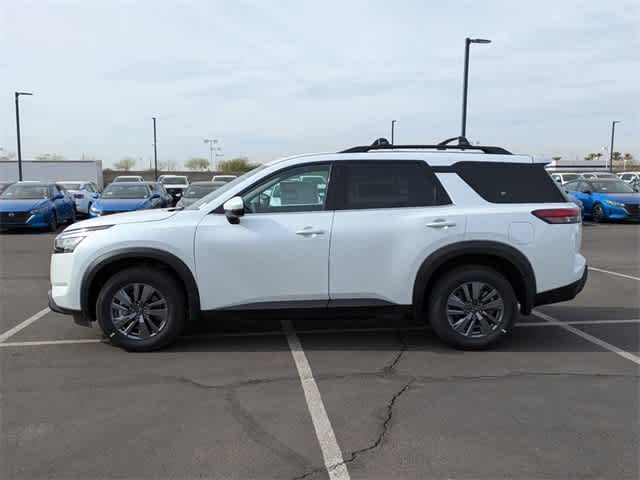 2025 Nissan Pathfinder SV 3