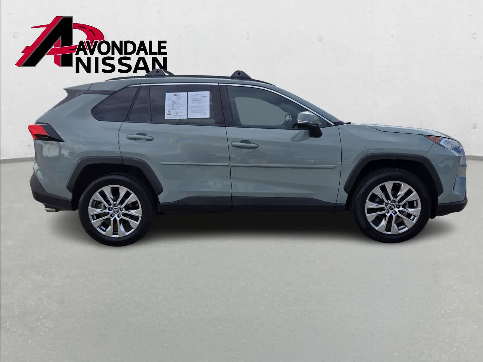 Thumbnail: 2020 Toyota RAV4 - 8