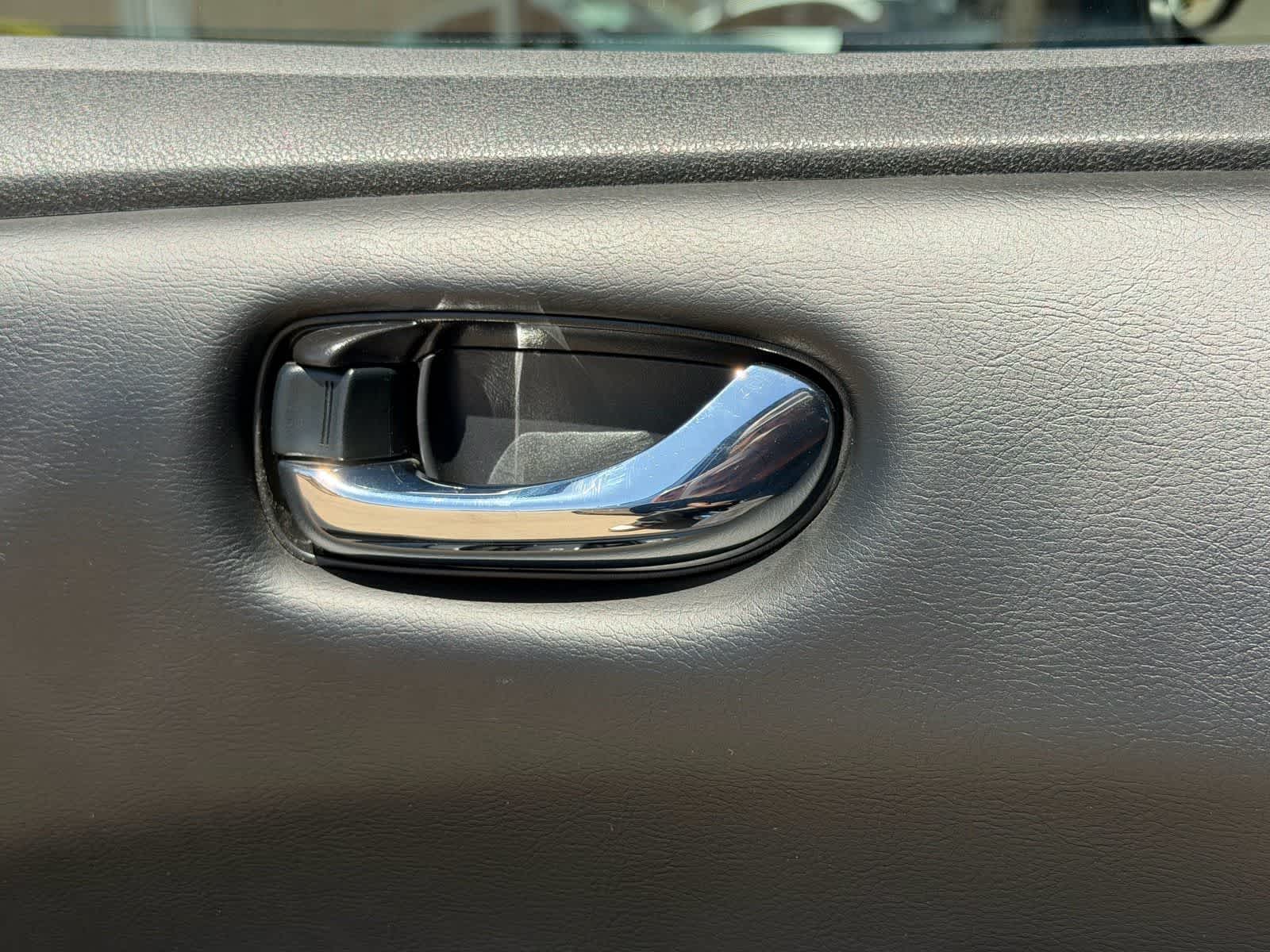 Thumbnail: 2019 Nissan Leaf - 17