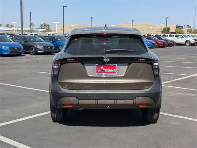 Thumbnail: 2025 Nissan Kicks - 5