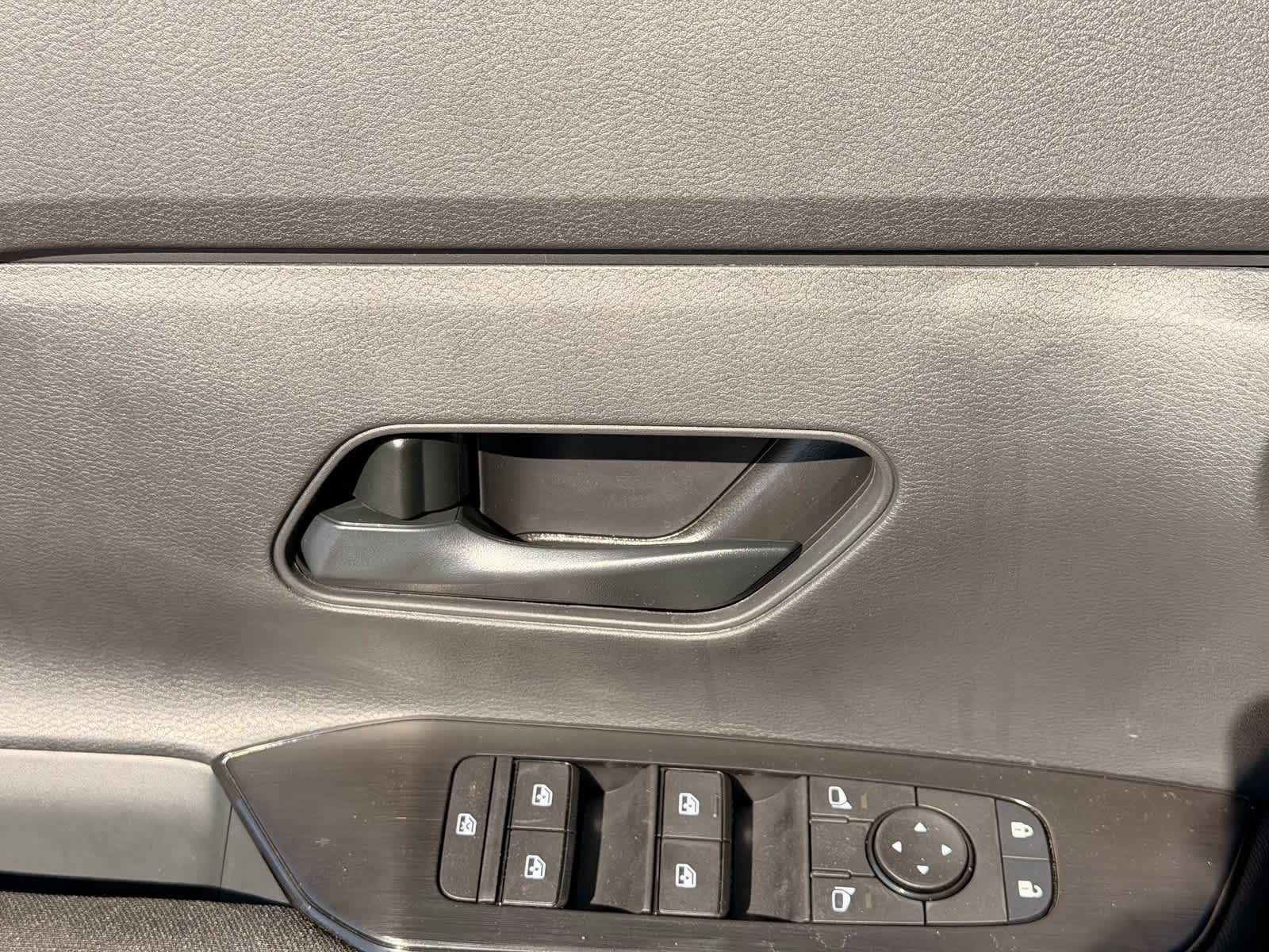 Thumbnail: 2026 Nissan Kicks - 11