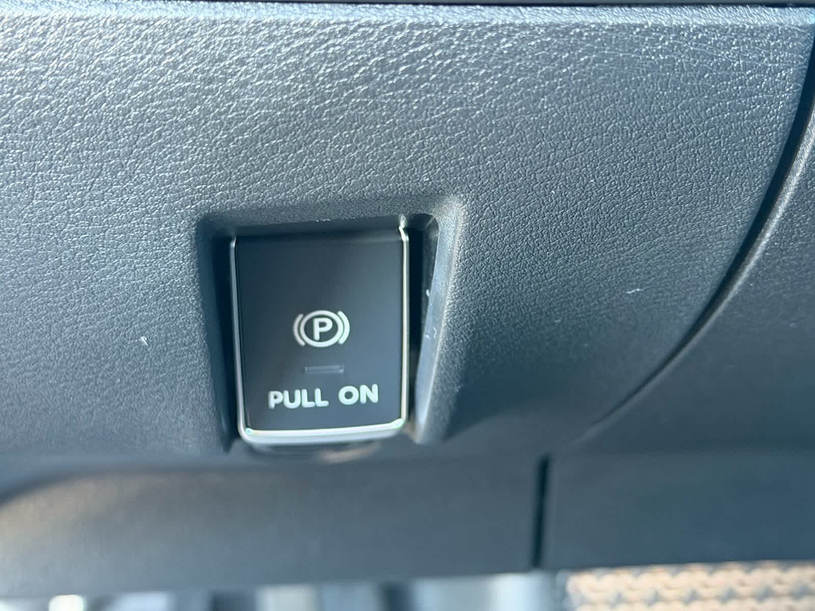 Thumbnail: 2025 Nissan Ariya - 28