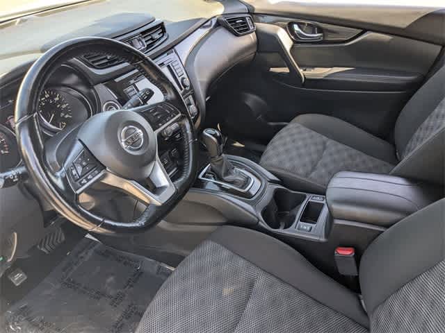 Thumbnail: 2021 Nissan Rogue Sport - 2