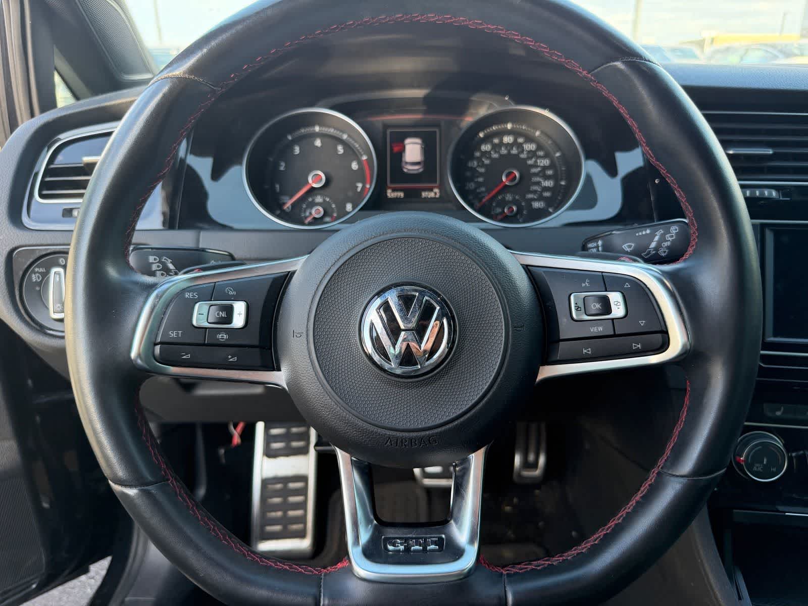 Thumbnail: 2019 Volkswagen Golf - 8