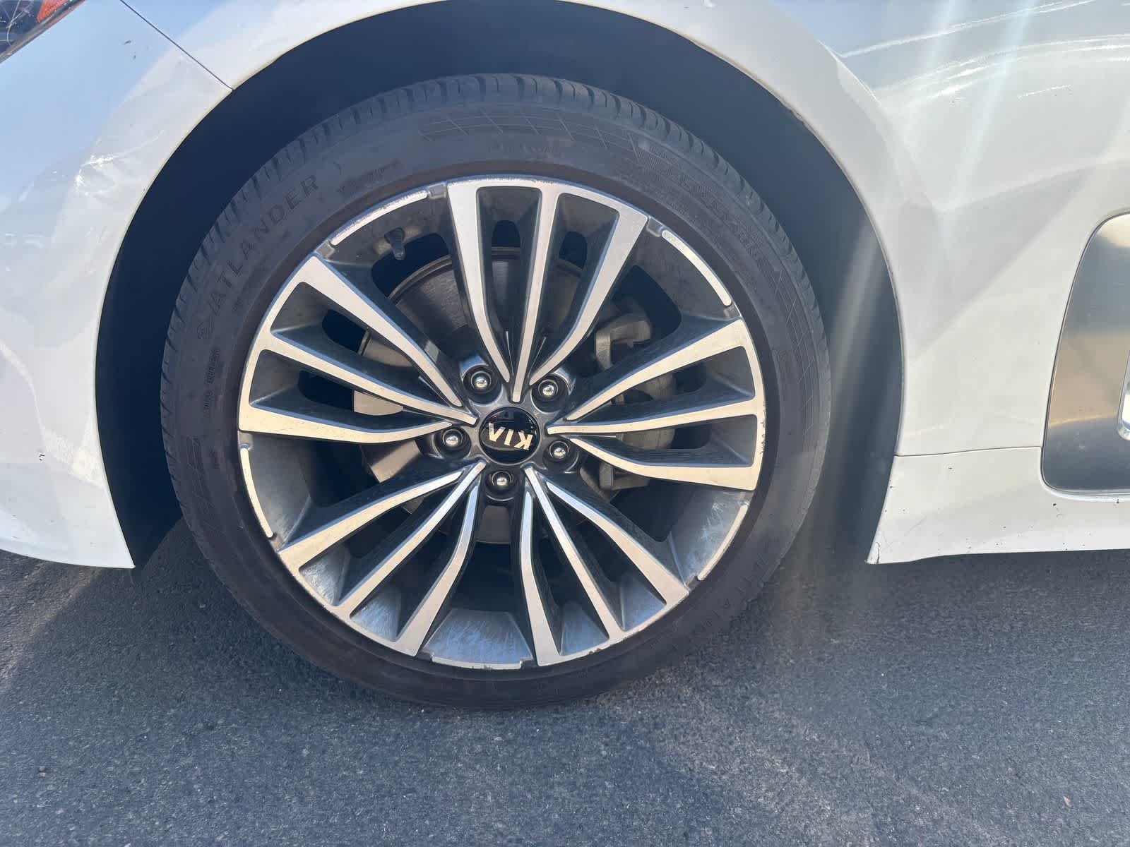 Thumbnail: 2019 Kia Stinger - 7