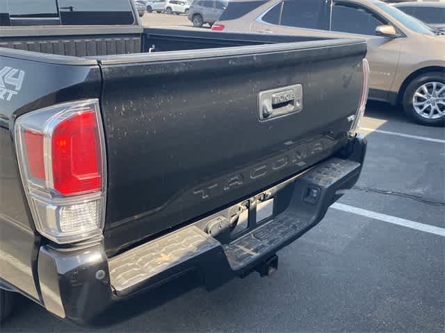 Thumbnail: 2022 Toyota Tacoma - 4