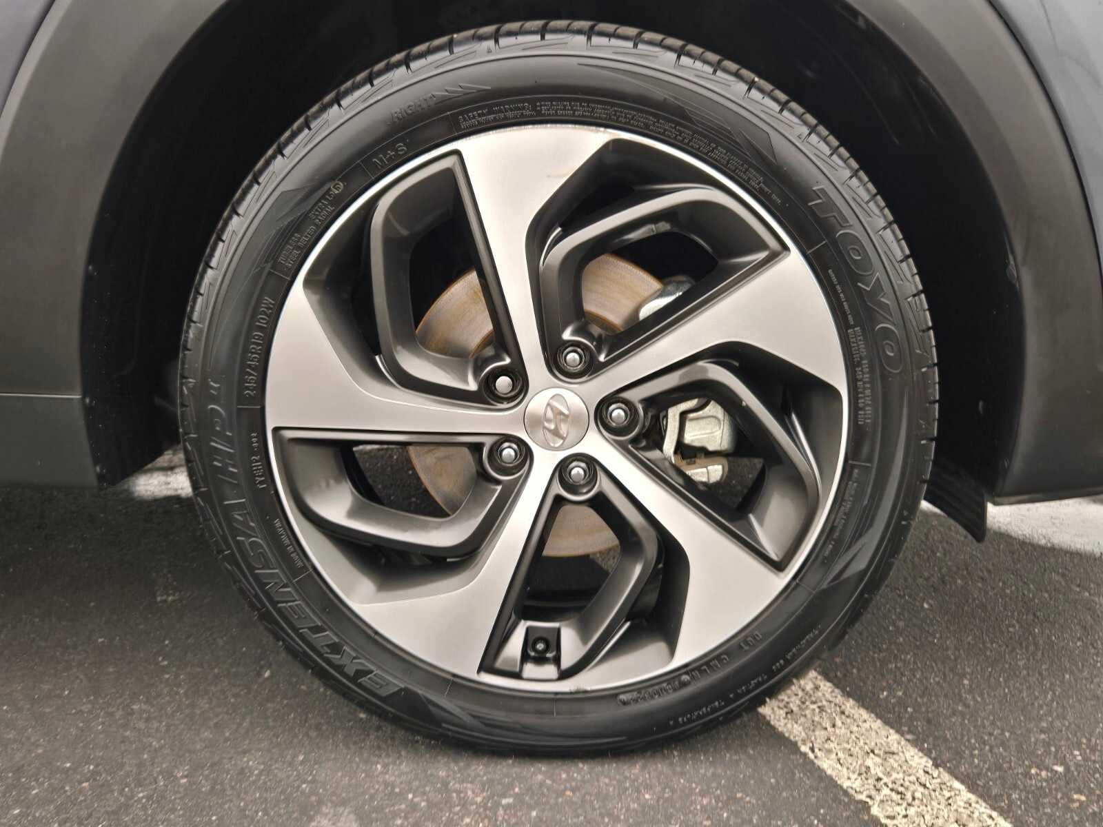 Thumbnail: 2017 Hyundai Tucson - 10