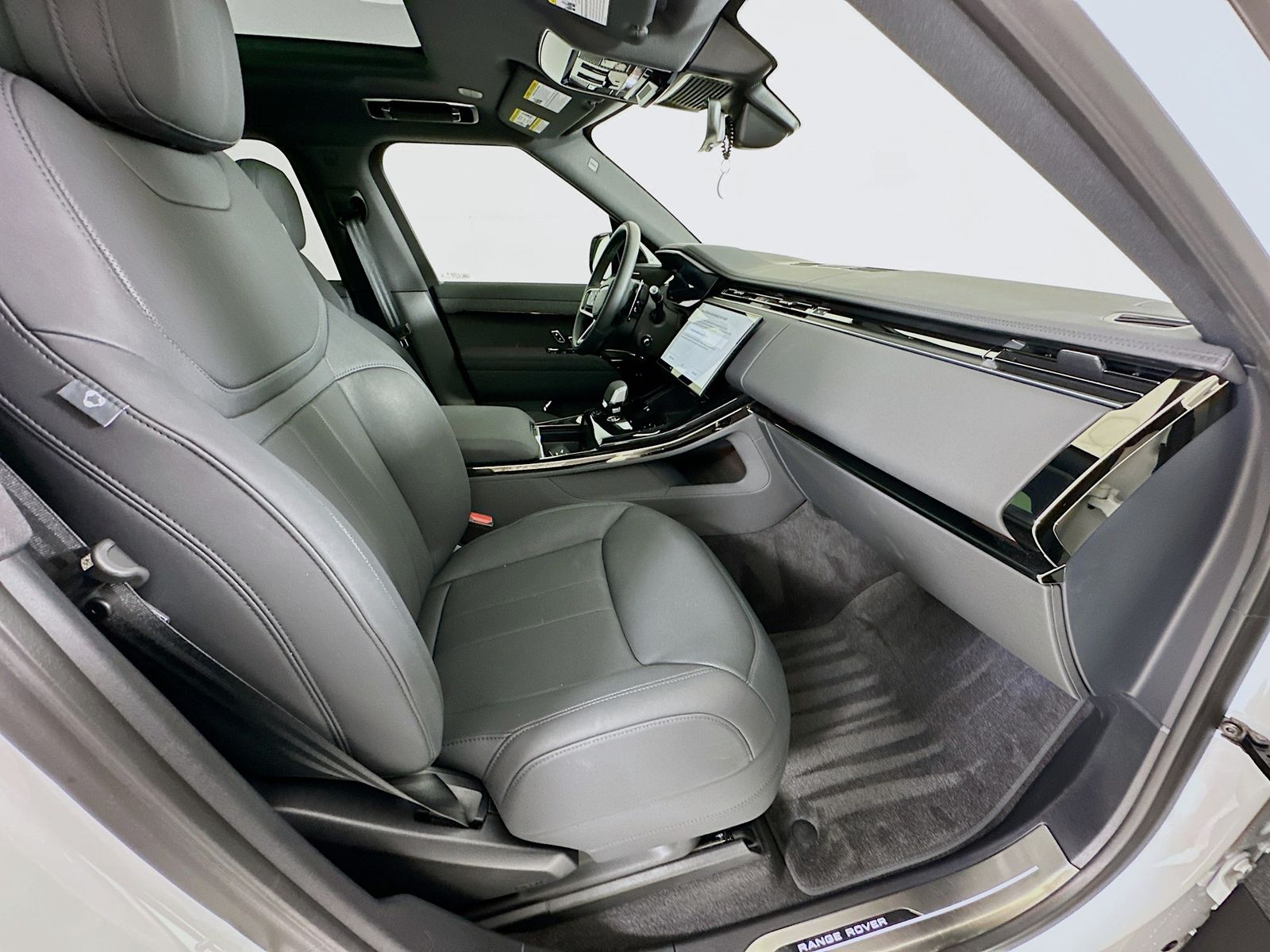 2025 Land Rover Range Rover Sport Dynamic SE - Photo 29