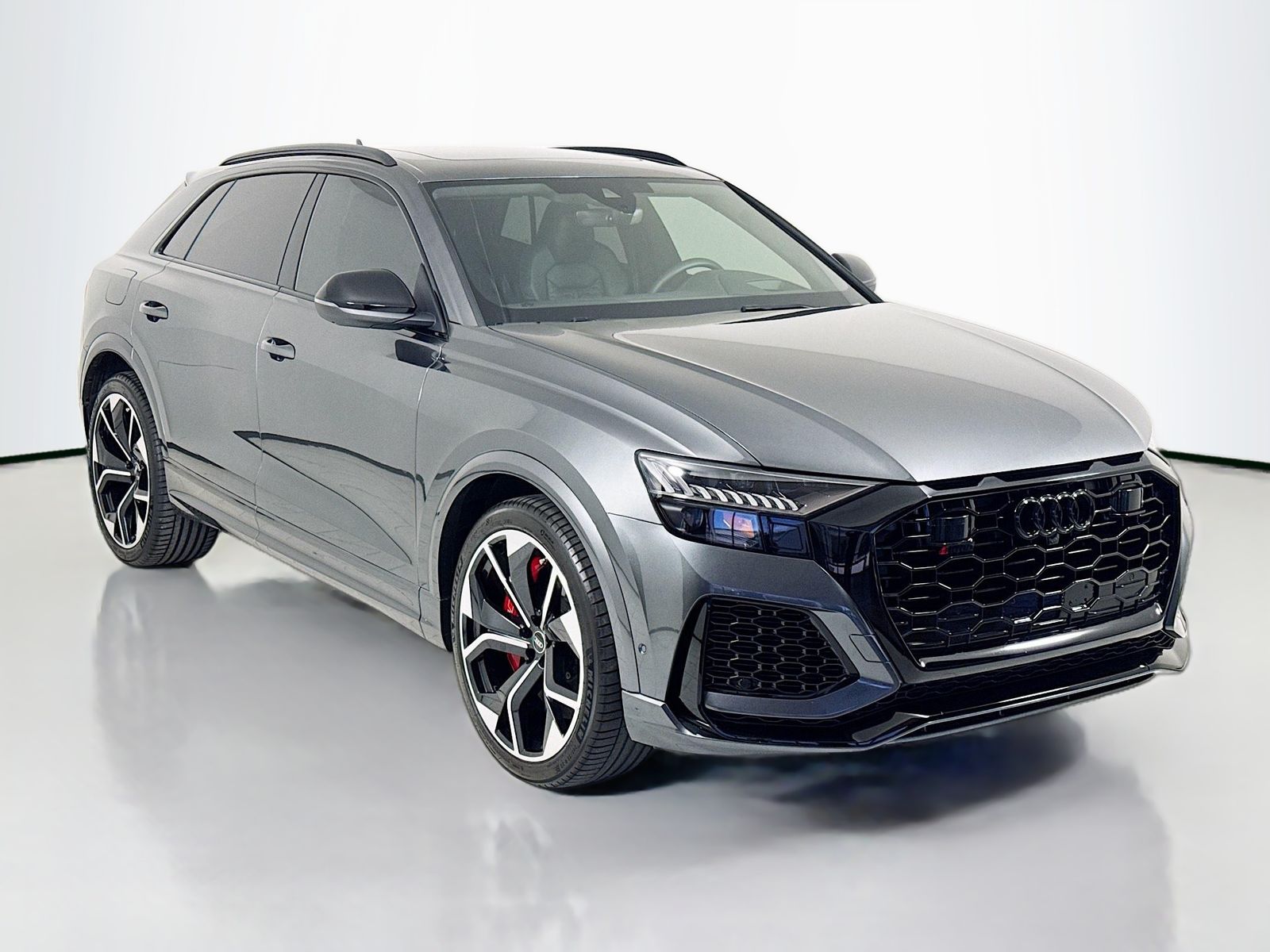 2022 Audi RS Q8 -'s photo
