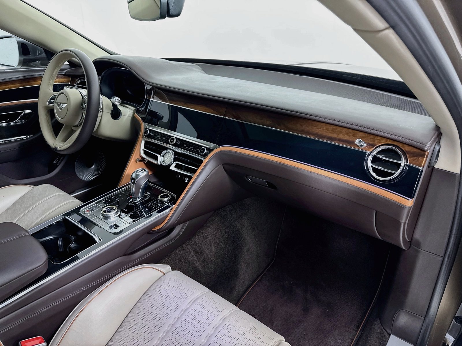 Certified 2025 Bentley Flying Spur Mulliner Sedan