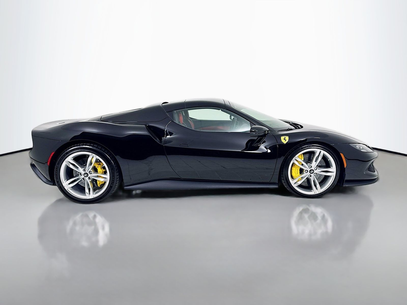2024 Ferrari 296 Base - Photo 8