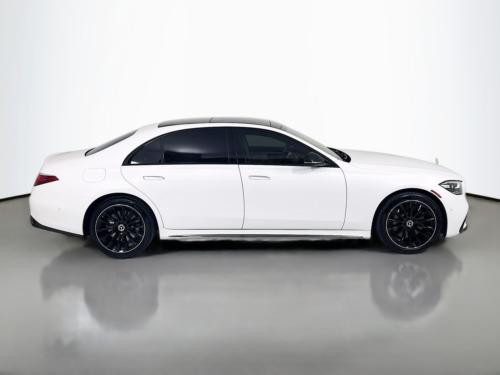 2025 Mercedes-Benz S-Class S 580 - Photo 8