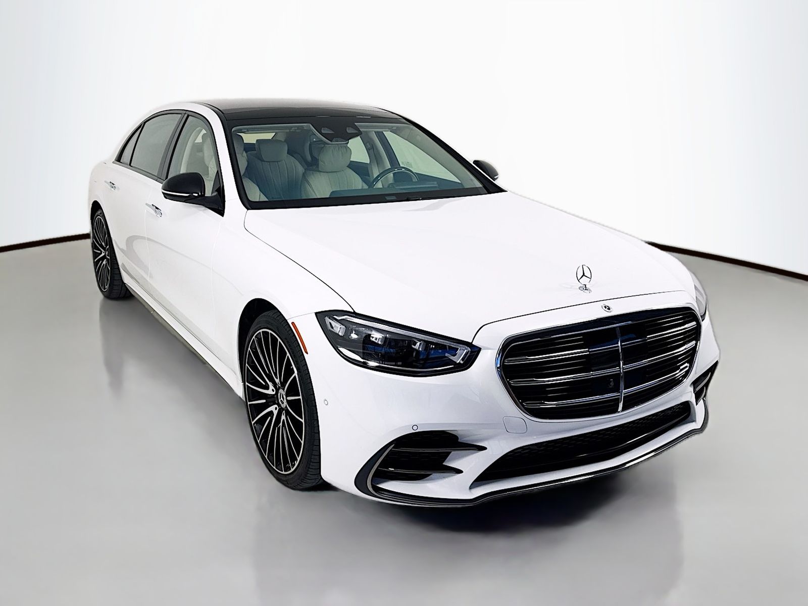 2024 Mercedes-Benz S-Class S 500 4MATIC's photo
