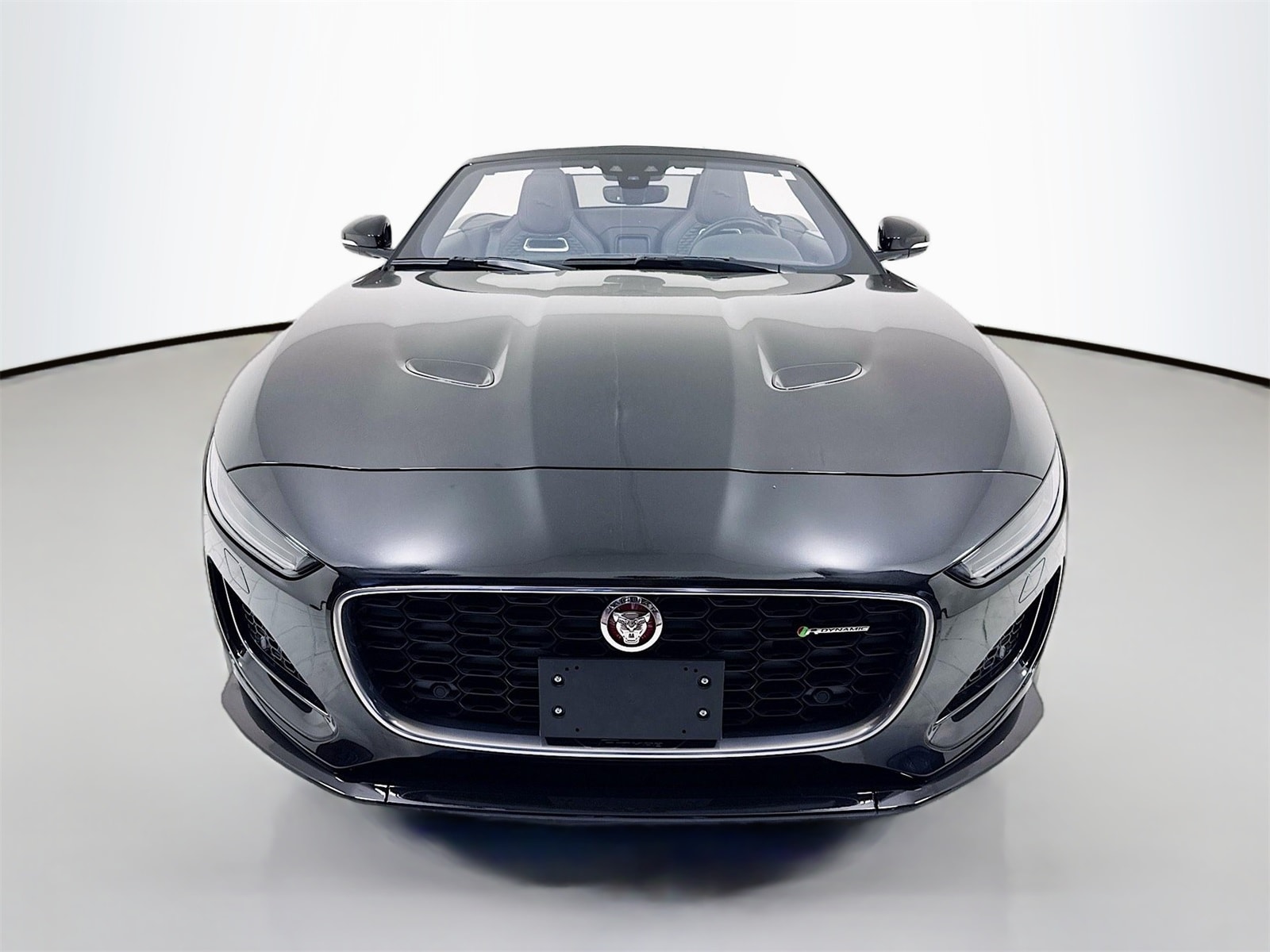 Used 2023 Jaguar F-TYPE R-Dynamic with VIN SAJD85EE4PCK83251 for sale in Grapevine, TX