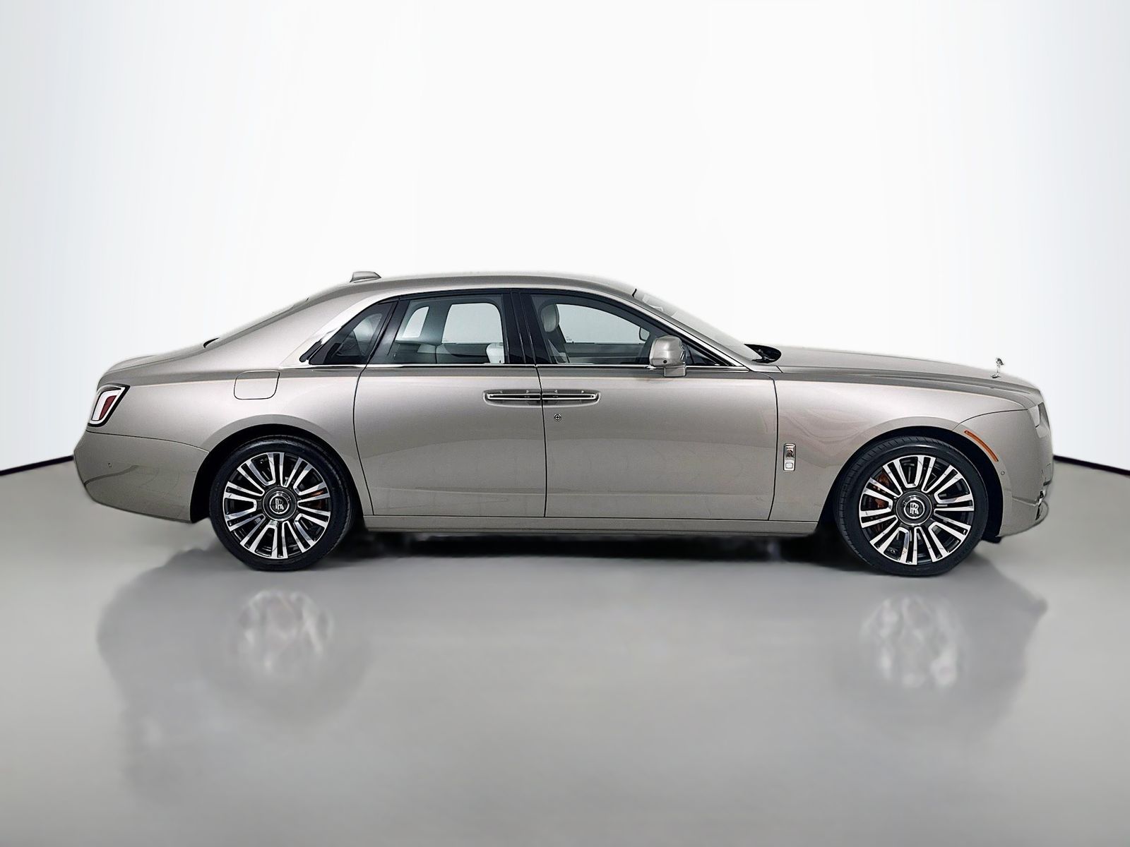 2025 Rolls-Royce Ghost Base - Photo 8