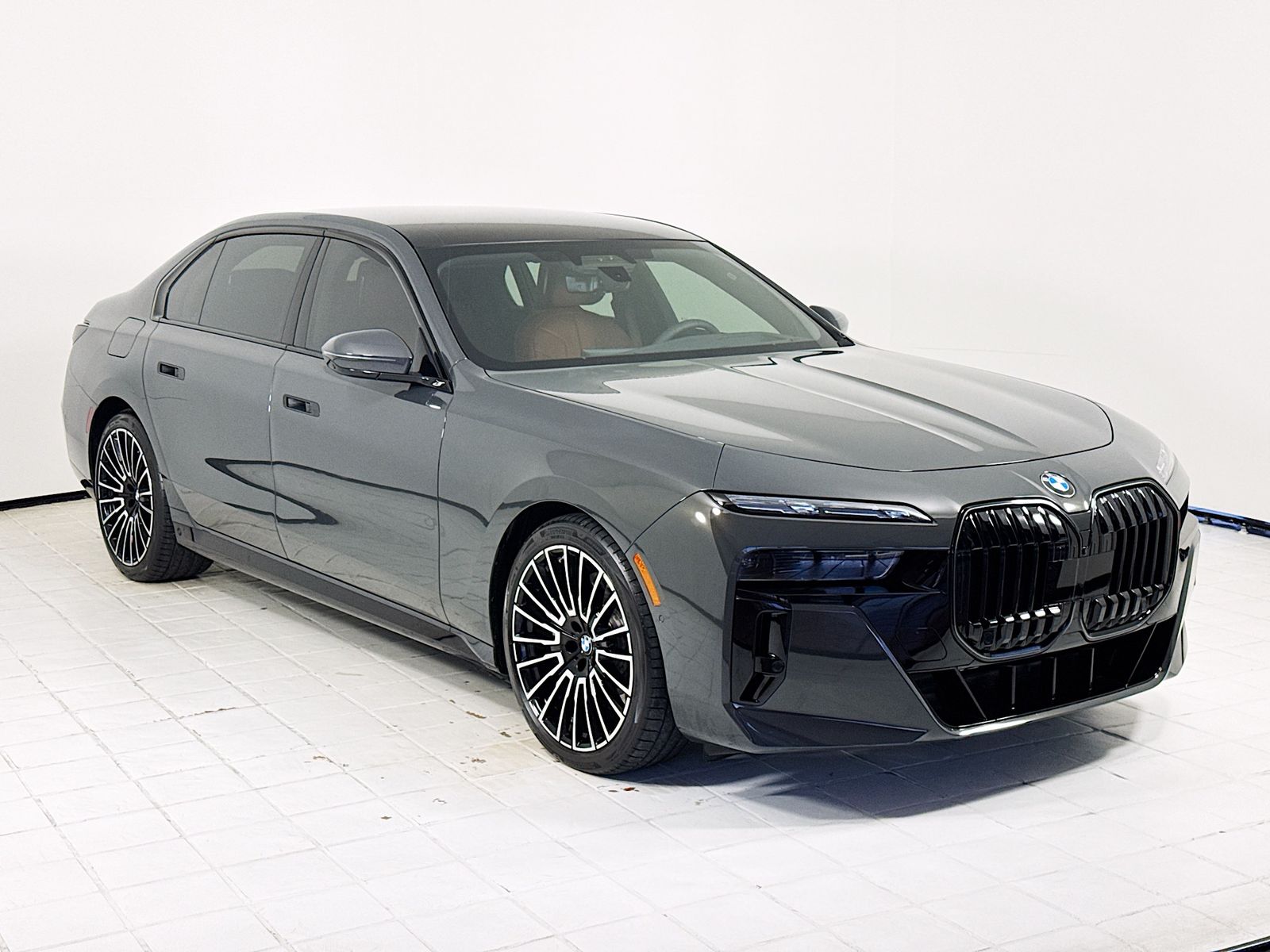 2026 BMW 7 Series 760i xDrive Sedan's photo