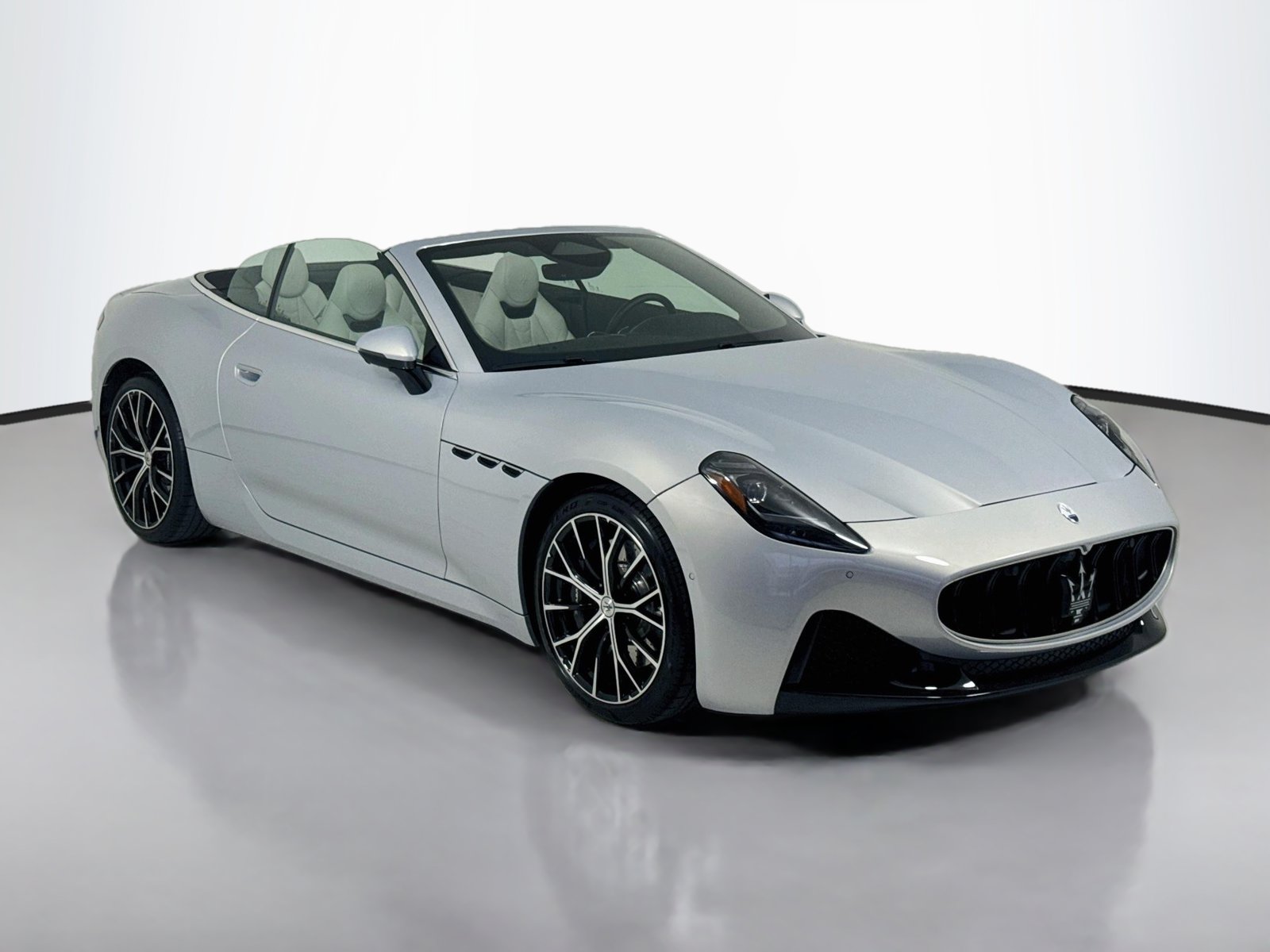  Maserati Grancabrio