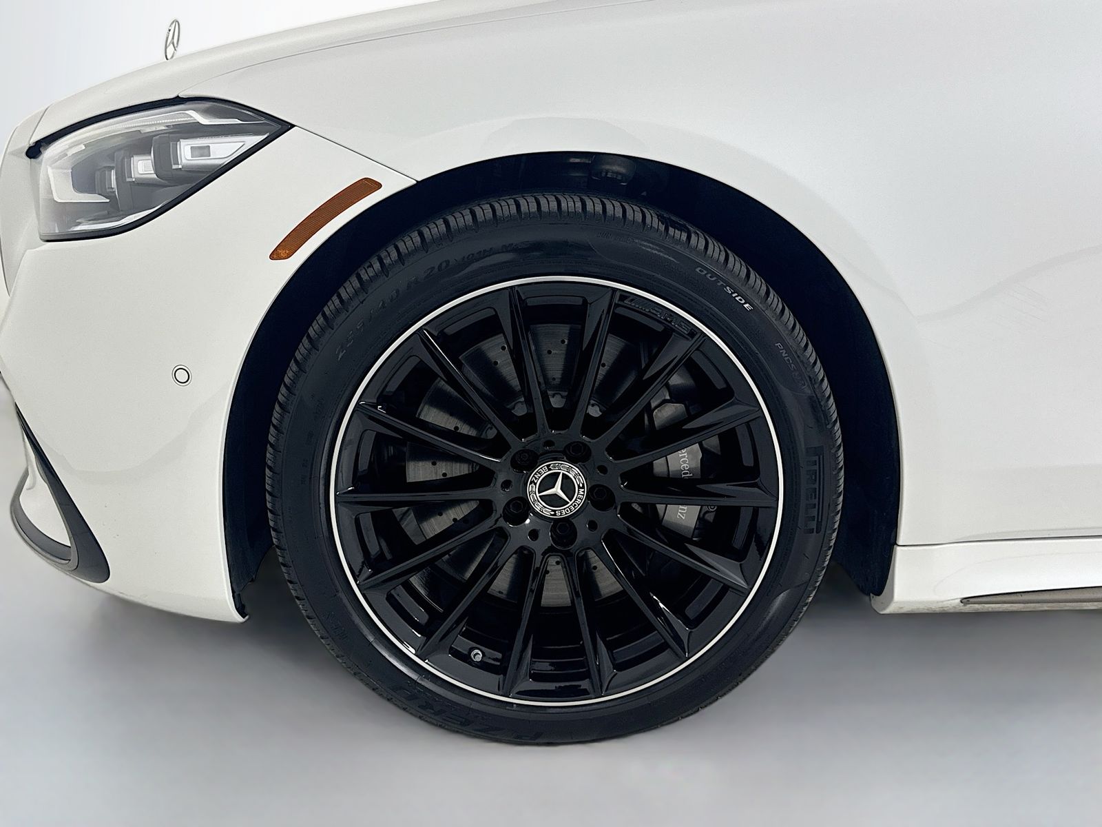 2025 Mercedes-Benz S-Class S 580 - Photo 9