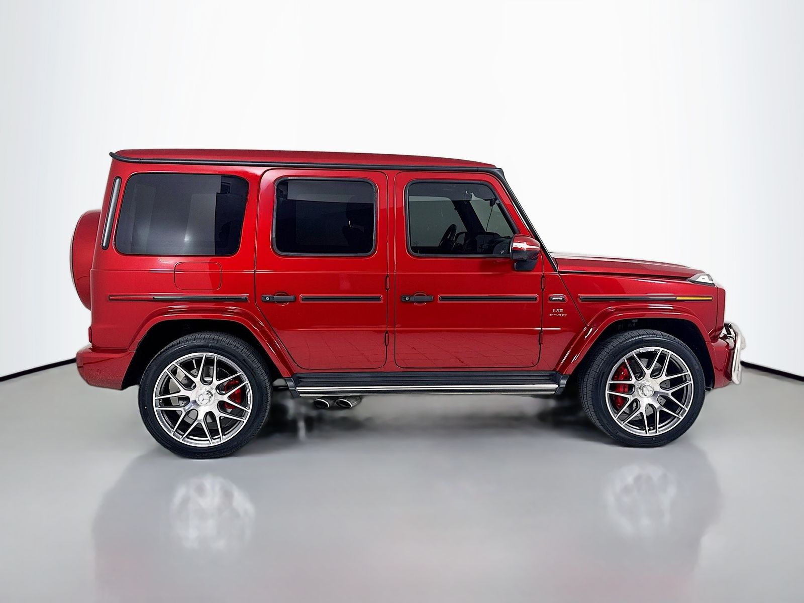 2022 Mercedes-Benz G-Class AMG G63 - Photo 8
