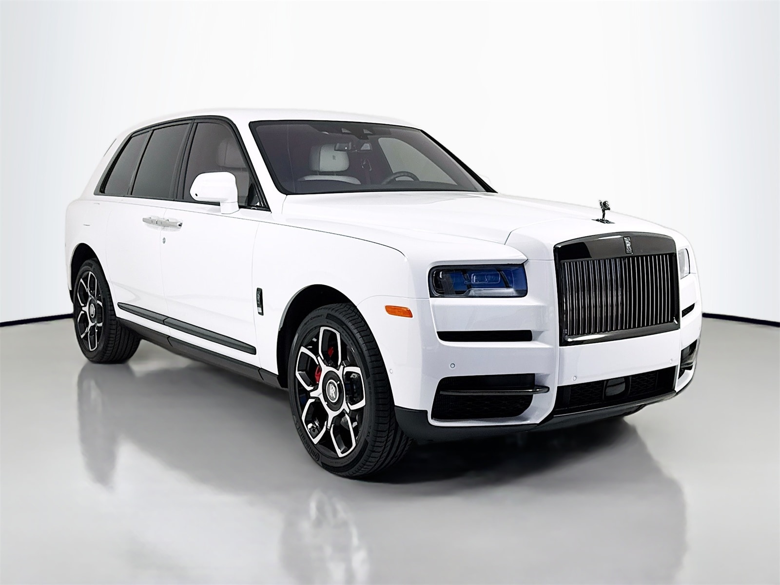 2023 Rolls-Royce Cullinan Black Badge's photo