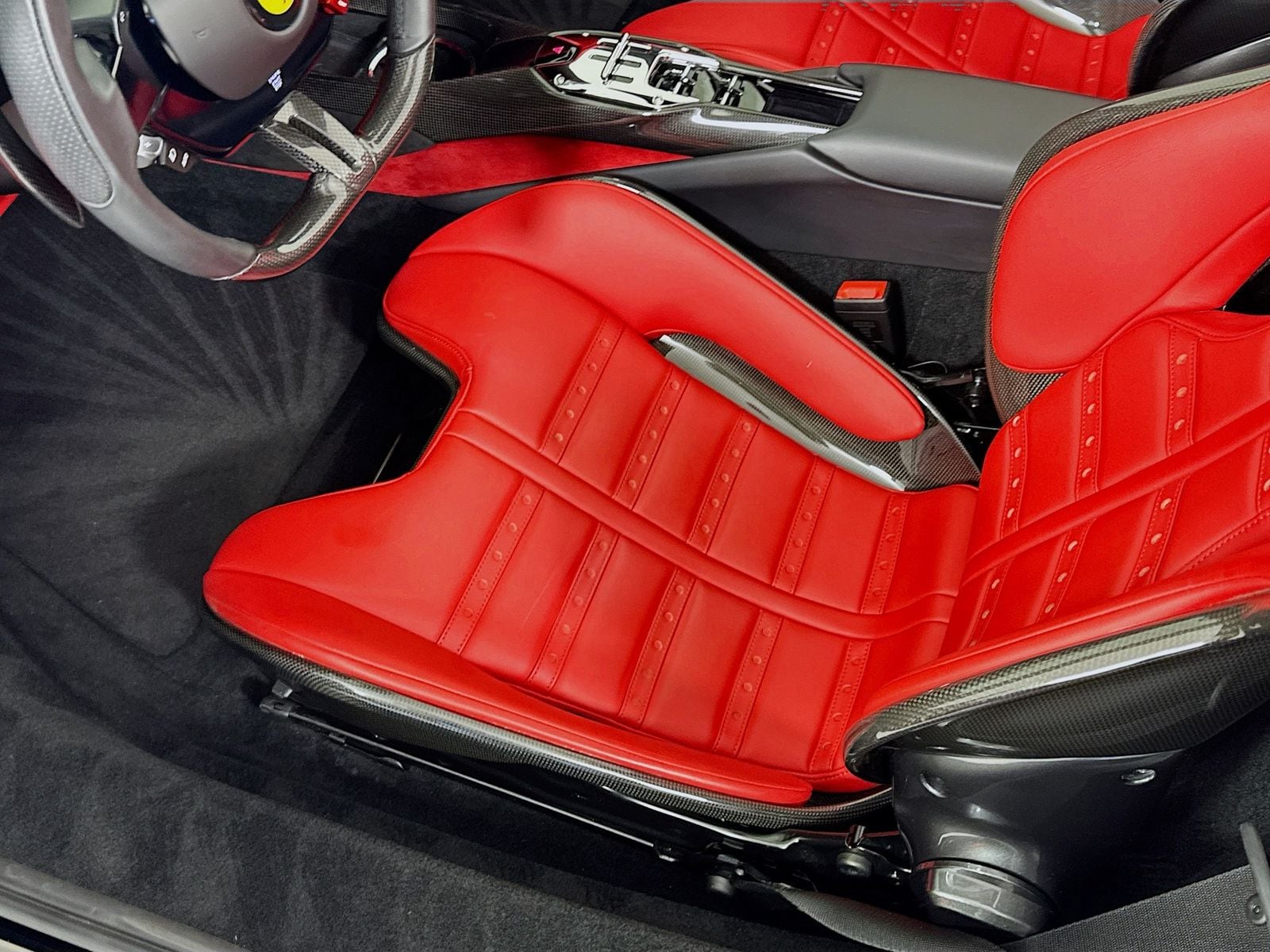 2024 Ferrari 296 Base - Photo 18