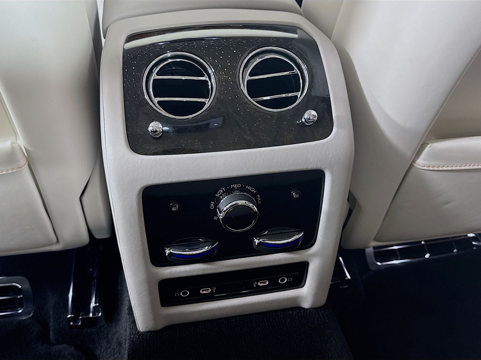 2025 Rolls-Royce Ghost Base - Photo 24