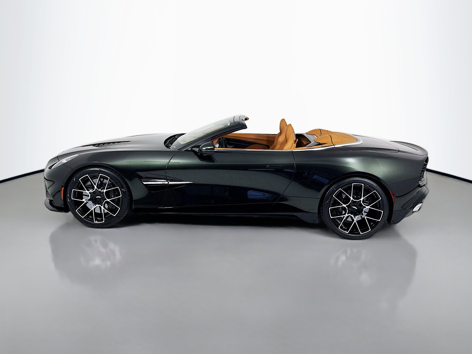 Used 2026 Aston Martin Vanquish Volante Convertible