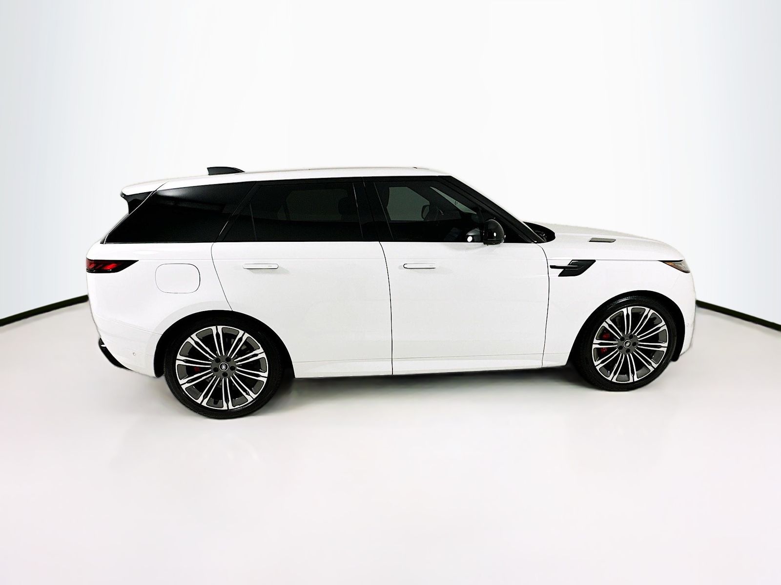 2025 Land Rover Range Rover Sport Dynamic SE - Photo 8