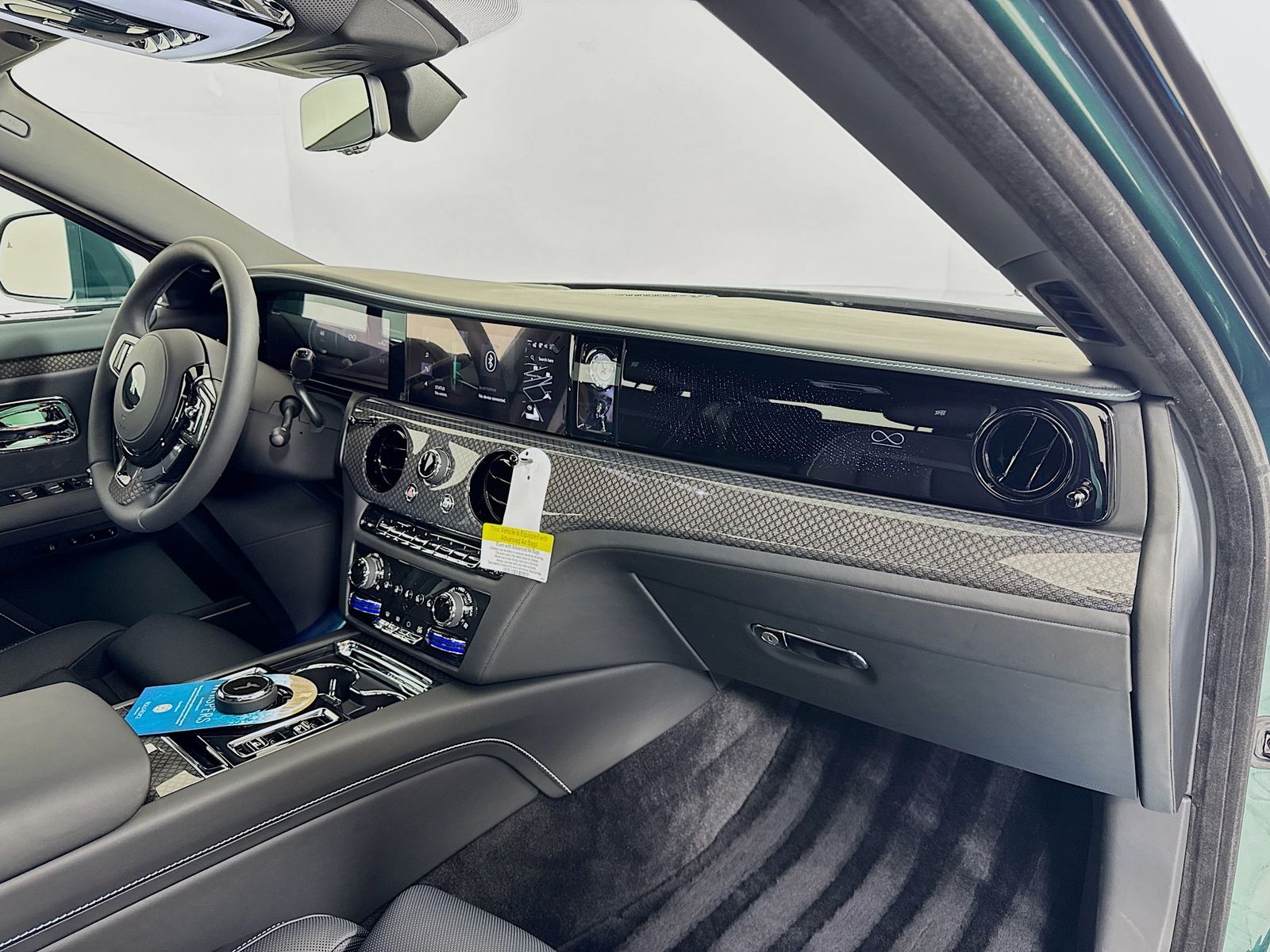 2026 Rolls-Royce Ghost Black Badge - Photo 30