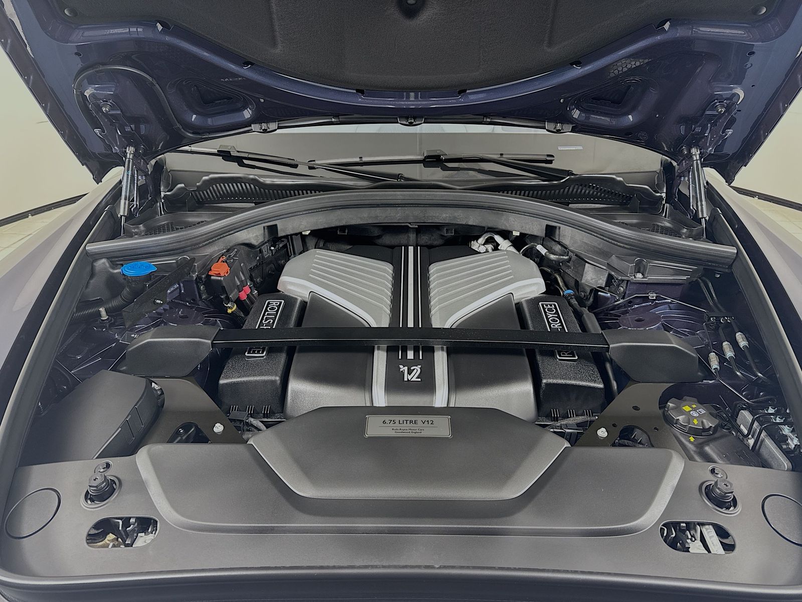 2026 Rolls-Royce Cullinan Base - Photo 30
