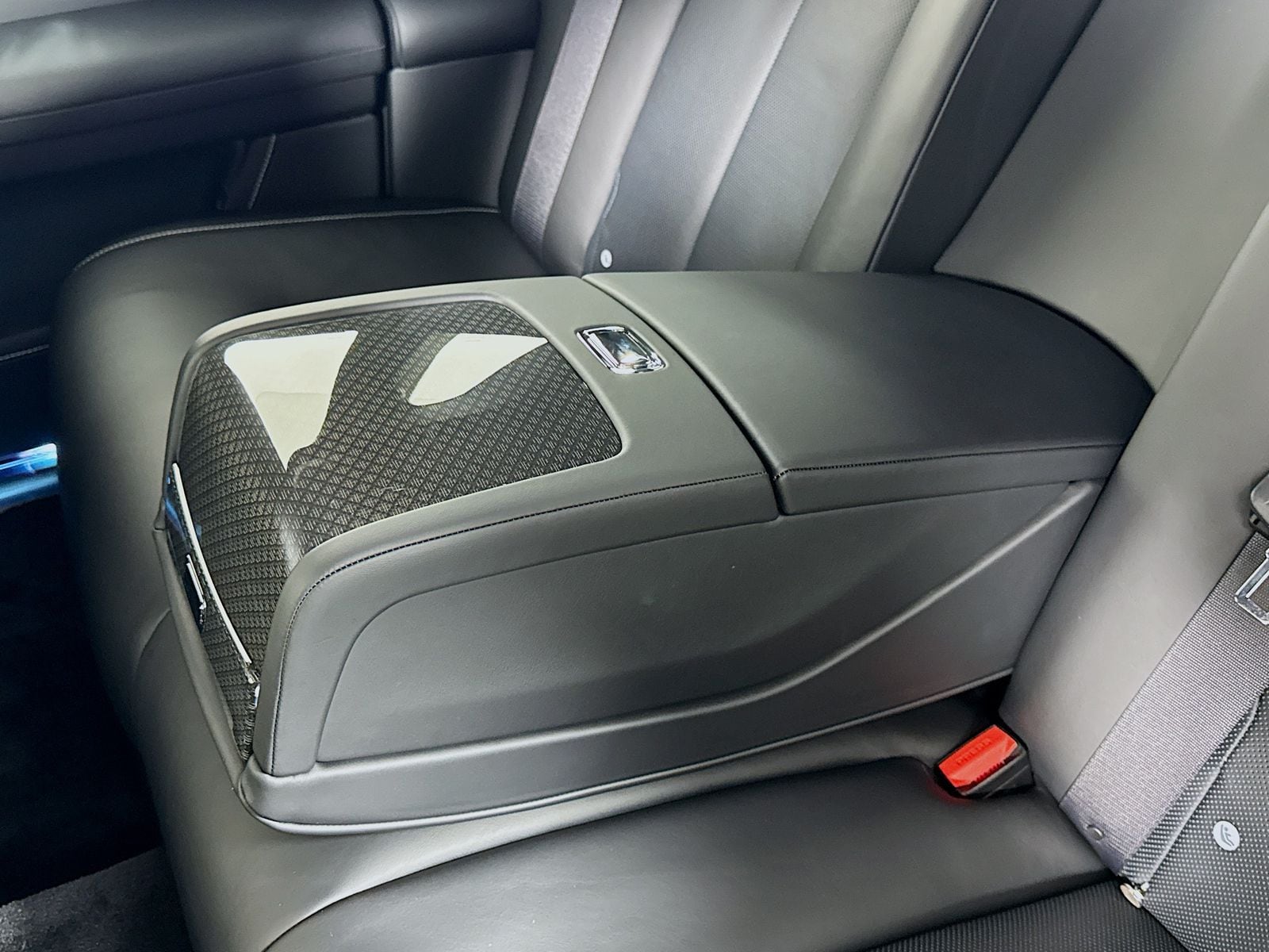 2026 Rolls-Royce Ghost Black Badge - Photo 26