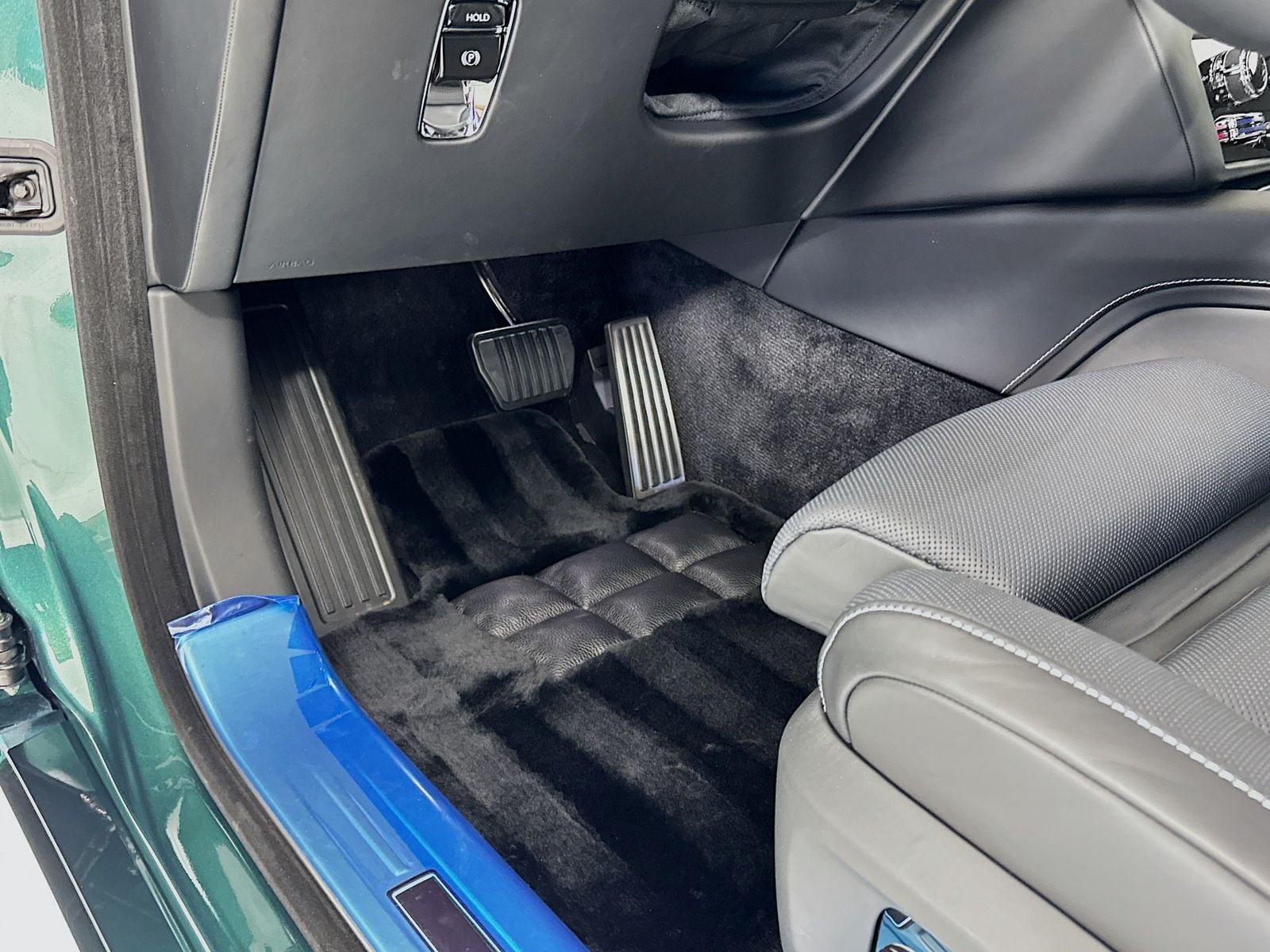 2026 Rolls-Royce Ghost Black Badge - Photo 24