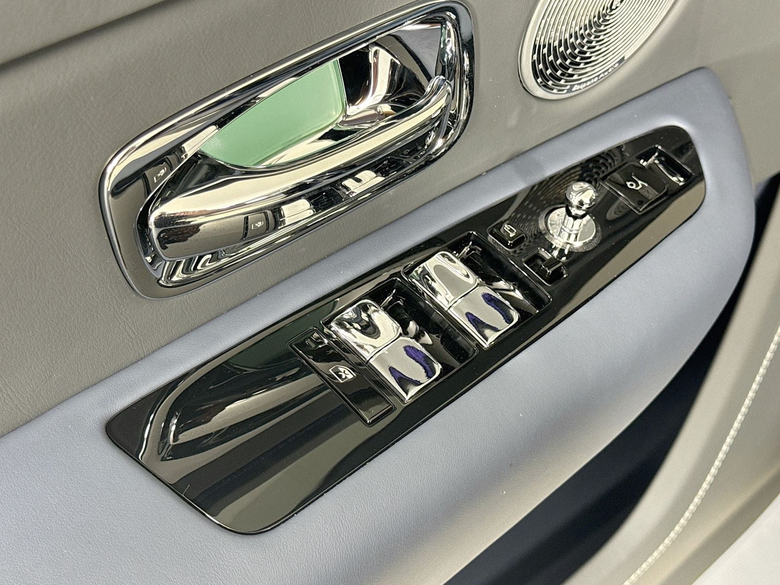 2026 Rolls-Royce Cullinan Base - Photo 17