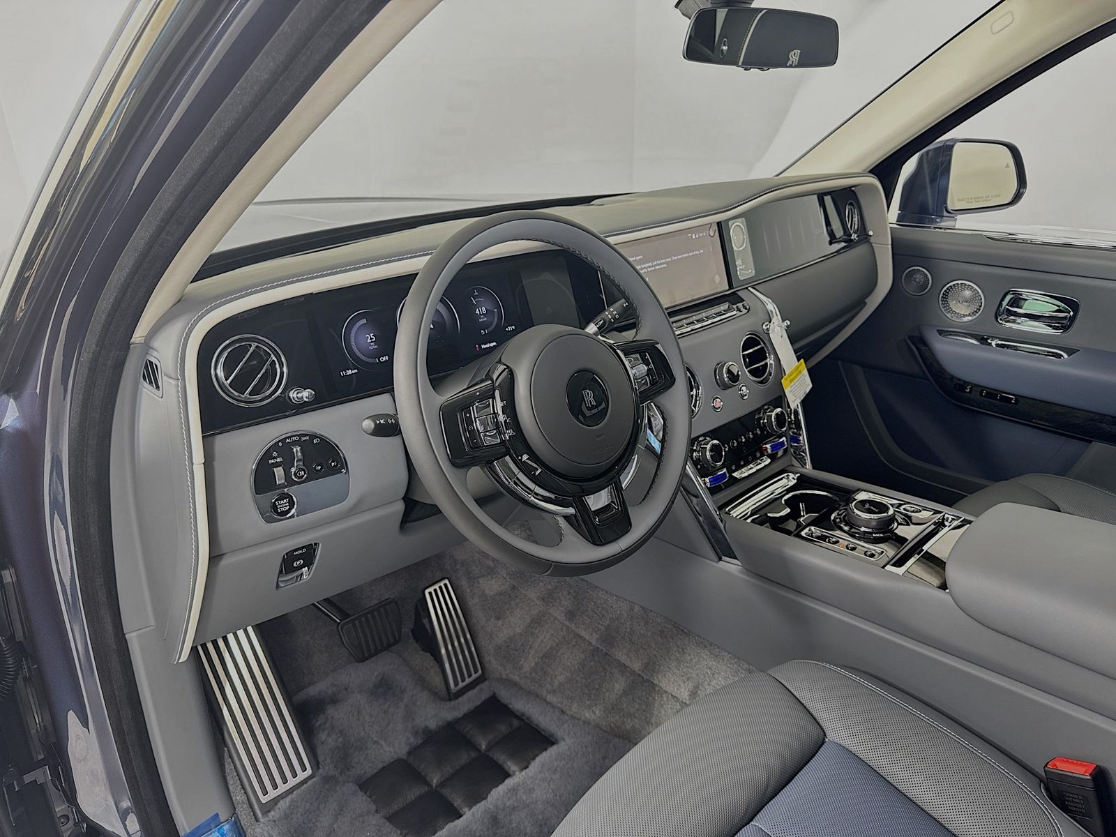 2026 Rolls-Royce Cullinan Base - Photo 11