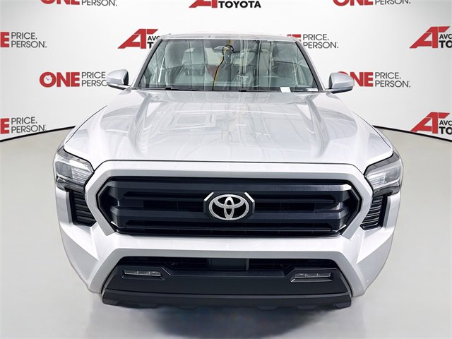 2024 Toyota Tacoma SR5 4x4 photo 2