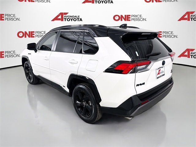 2021 Toyota RAV4 Hybrid XSE photo 4