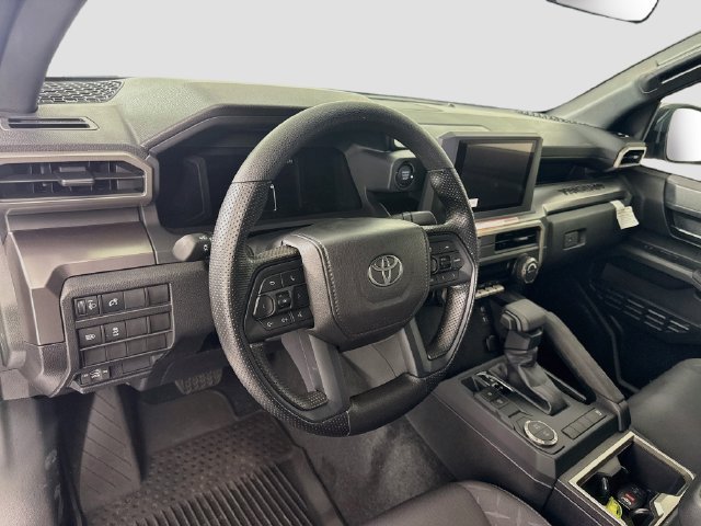2026 Toyota Tacoma SR5 - Photo 9