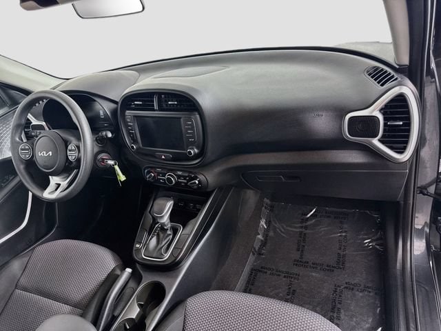 2025 Kia Soul LX - Photo 26