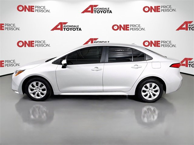 2024 Toyota Corolla LE photo 4